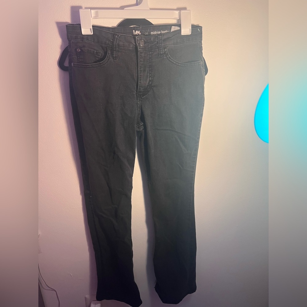 Mid-rise Black Jeans